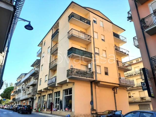 Bilocale in vendita a Lamezia Terme via Primerano, 14