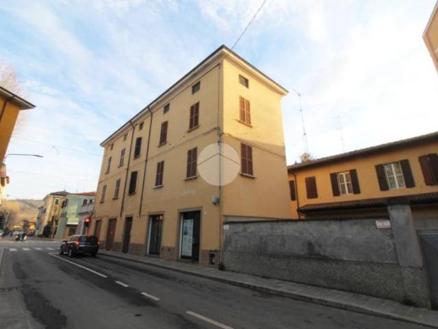 Bilocale in vendita a Langhirano via Faustino Tanara, 30