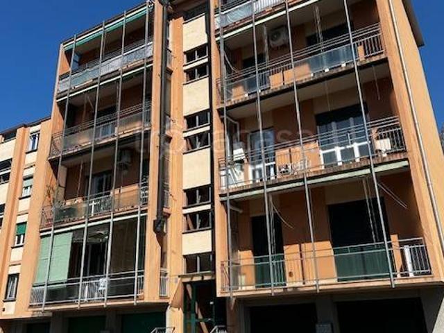 Bilocale in vendita a Lecco via del Roccolo, 37, Belledo