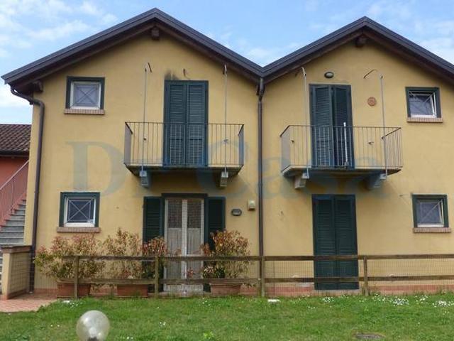 Bilocale in vendita a Leggiuno via Armando Diaz, 6, Baraggia