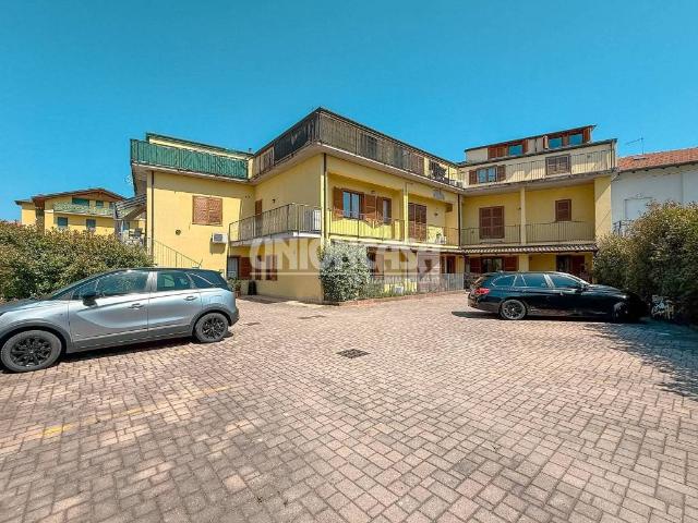 Bilocale in vendita a Limido Comasco via Giosuè Carducci
