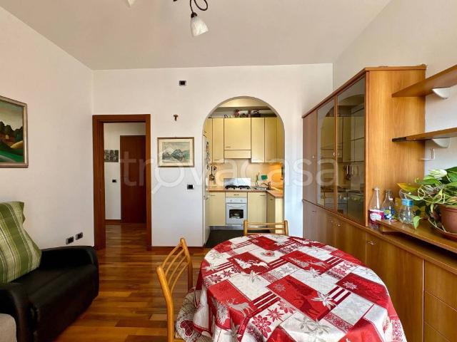 Bilocale in vendita a Lissone via Monza, 8