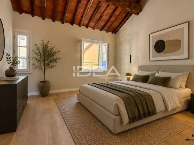 Bilocale in vendita a Lucca via Galli Tassi, Piazza Napoleone San Michele