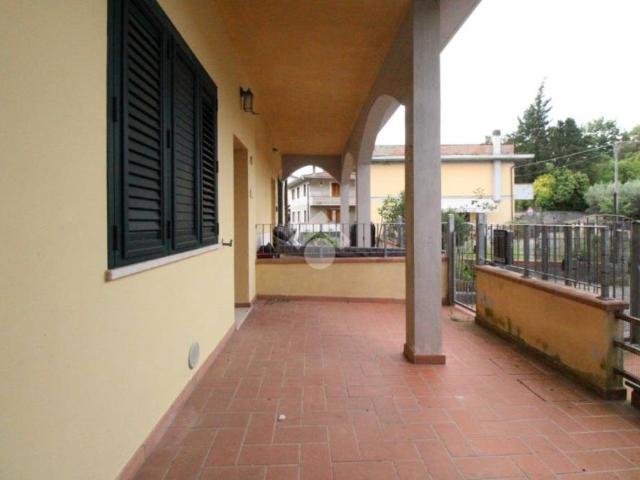 Bilocale in vendita a Monsummano Terme via Rio Gerbi, Pozzarello
