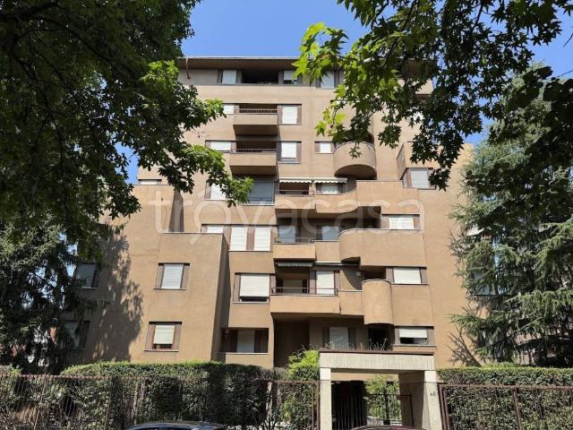 Bilocale in vendita a Monza via Carlo Meda, 46, Triante