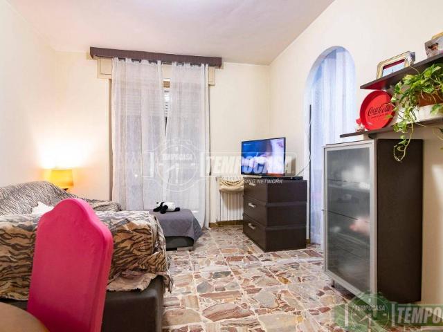 Bilocale in vendita a Monza via Venezia Giulia 1, Triante