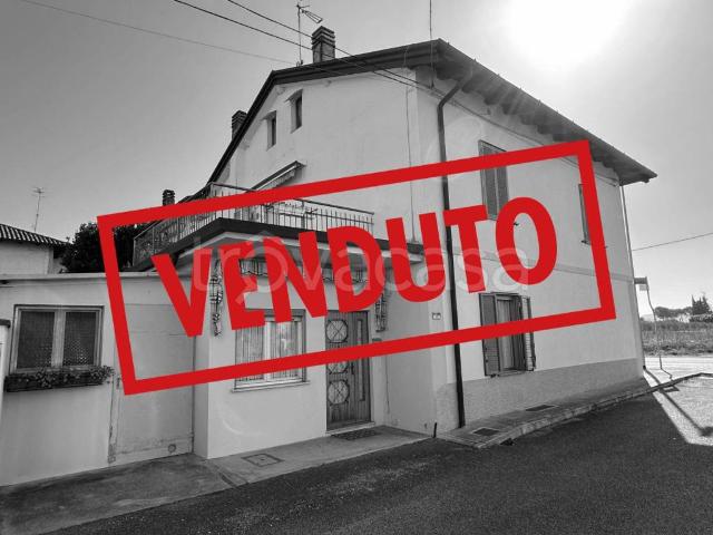 Bilocale in vendita a Mossa via Codelli