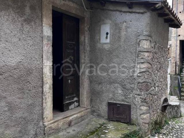 Bilocale in vendita a Magliano de' Marsi via del Galletto