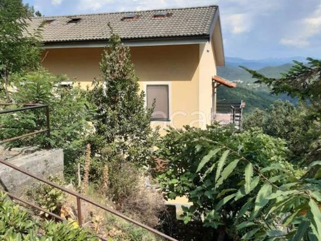 Bilocale in vendita a Maissana via Mario Padovani, Tavarone