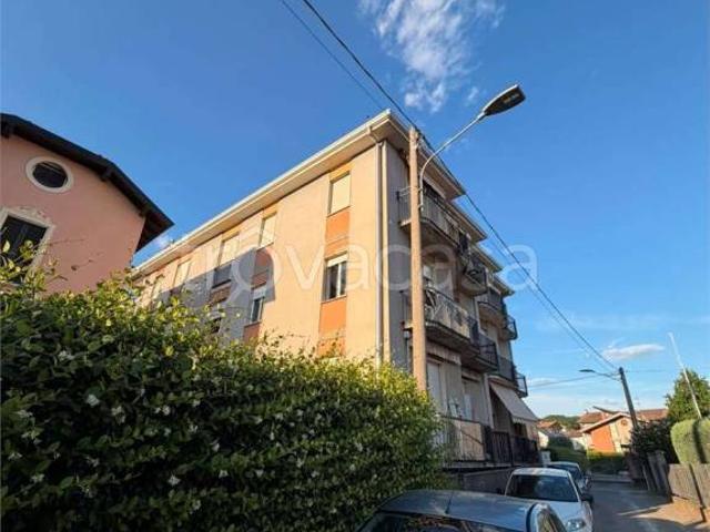 Bilocale in vendita a Malnate via adige, 1