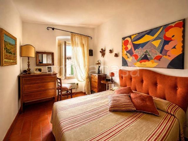 Bilocale in vendita a Manciano piazza Giuseppe Garibaldi