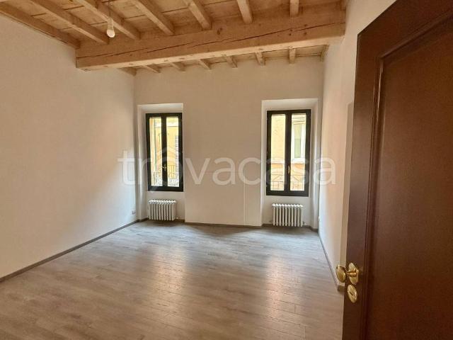 Bilocale in vendita a Mantova via Orefici, Centro