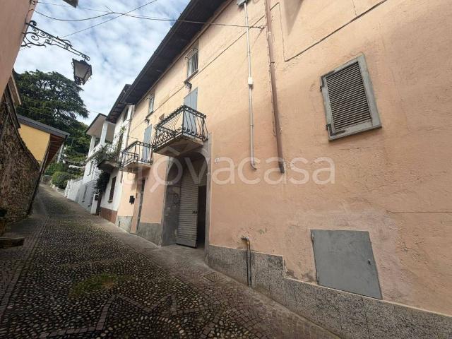 Bilocale in vendita a Meina vicolo Pozzo, 4