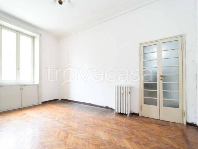 Bilocale in vendita a Milano, Casoretto