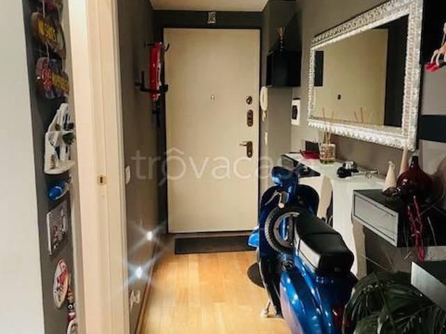 Bilocale in vendita a Milano, Cenisio