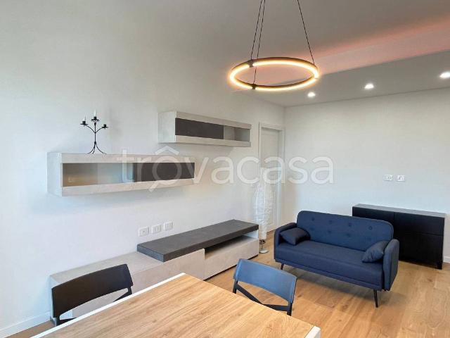 Bilocale in vendita a Milano, Prato Centenaro