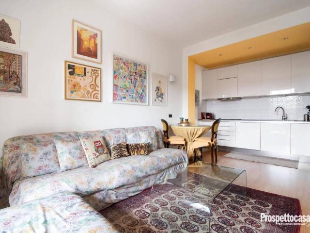 Bilocale in vendita a Milano via Vodice, 9, San Siro