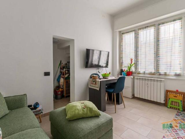 Bilocale in vendita a Milano via Antonio Cesari, 47, Niguarda