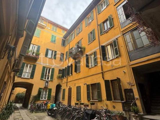 Bilocale in vendita a Milano via Carlo Farini, Isola