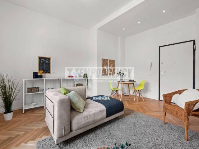 Bilocale in vendita a Milano via Dalmazio Birago 8, Città Studi