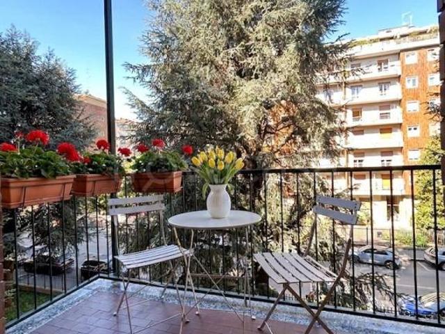 Bilocale in vendita a Milano via Felice Venosta, Famagosta