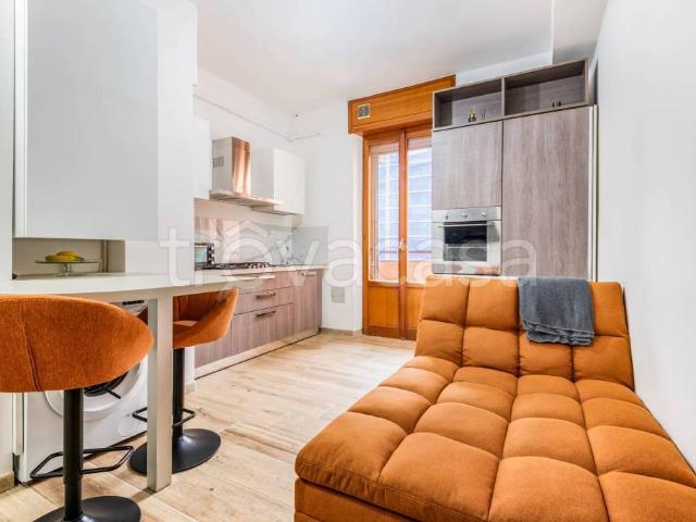 Bilocale in vendita a Milano via Fortezza, 21, Villa San Giovanni