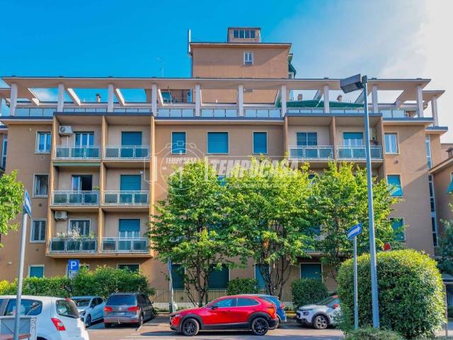 Bilocale in vendita a Milano via Gaetano Osculati, Affori