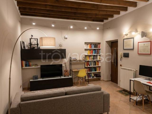 Bilocale in vendita a Milano via Lodovico Settala, 43, Buenos Aires