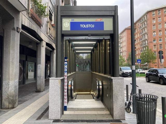 Bilocale in vendita a Milano via Lorenteggio, 24, Tripoli Soderini