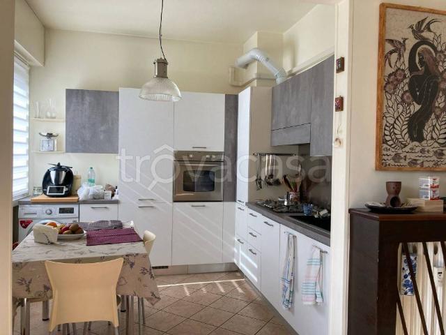 Bilocale in vendita a Milano via Mar Nero, 5, Bisceglie