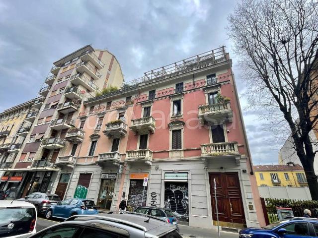 Bilocale in vendita a Milano via Rodolfo Farneti, 3, Buenos Aires