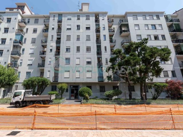 Bilocale in vendita a Milano via Sile, 5, Corvetto