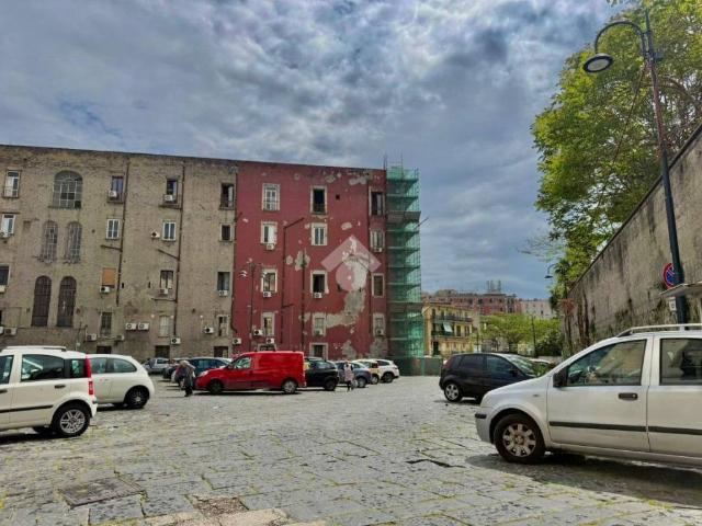 Bilocale in vendita a Napoli, Stella Materdei