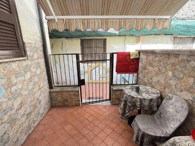Bilocale in vendita a Napoli vico Vincenzo Valente, Miano