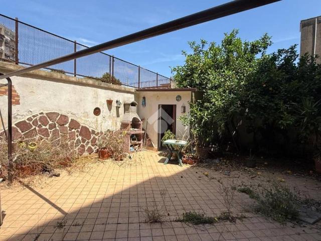 Bilocale in vendita a Napoli via vittorio veneto, 117, Piscinola