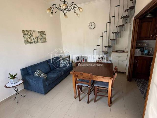 Bilocale in vendita a Napoli via Brigata Bologna, Fuorigrotta