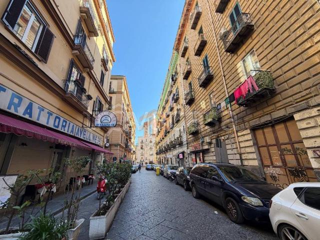 Bilocale in vendita a Napoli via Silvio Spaventa, Garibaldi Ferrovia
