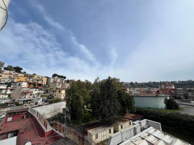 Bilocale in vendita a Napoli