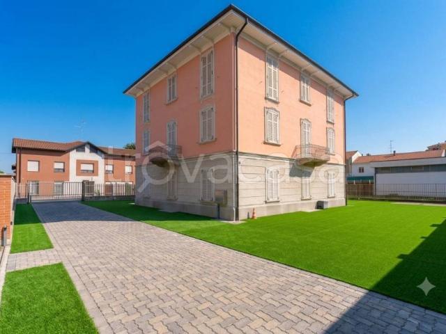 Bilocale in vendita a Samarate via Contardo Ferrini, 14
