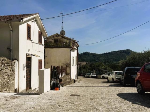 Bilocale in vendita a San Mango Piemonte