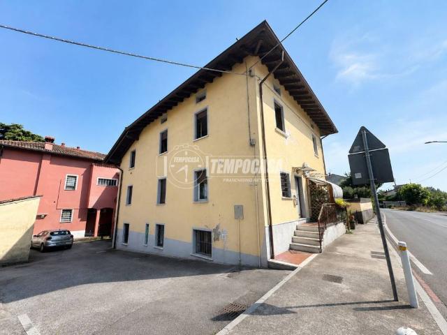 Bilocale in vendita a San Zeno Naviglio via Industriale 43