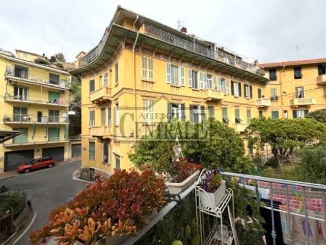 Bilocale in vendita a Sanremo, Ospedale