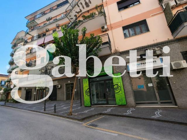 Bilocale in vendita a Portici viale Secondo Melina, 28