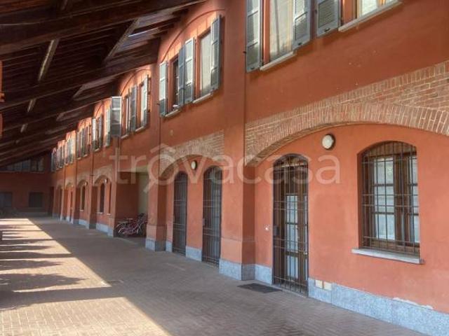 Bilocale in vendita a Pavia via Abbiategrasso, Policlinico