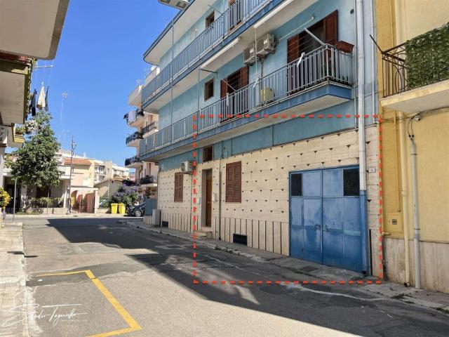 Bilocale in vendita a Palagiano via Donizetti 1
