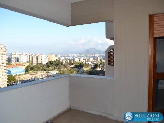 Bilocale in vendita a Palermo via Salvatore Puglisi, 9, Montepellegrino