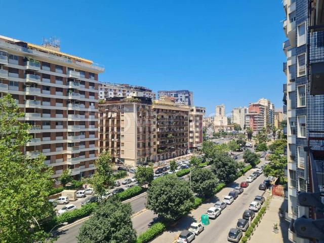 Bilocale in vendita a Palermo viale Croce Rossa, 77, De Gasperi Croce Rossa