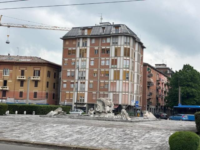 Bilocale in vendita a Parma piazzale Santa Croce, Pablo Prati Bocchi