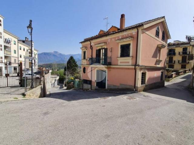 Bilocale in vendita a Pellezzano via francesco mari, 03, Capriglia