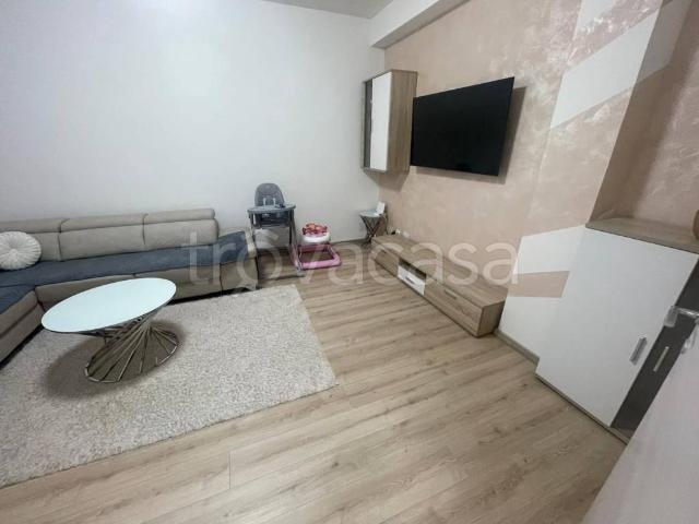 Bilocale in vendita a Piacenza, Infrangibile